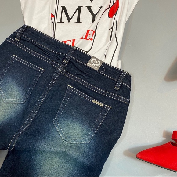 Distressed Skinny Jeans, Women + Juniors - Picture 4 of 7